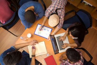 How to share your student data with colleagues How to share your student data with colleagues