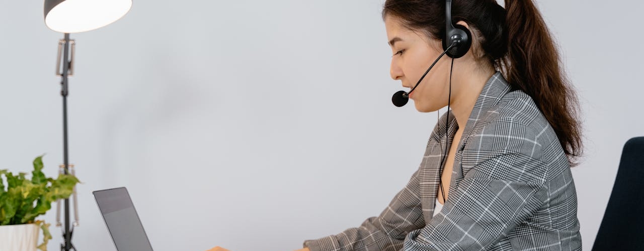 7 strategies to handle angry customers and boost service recovery
